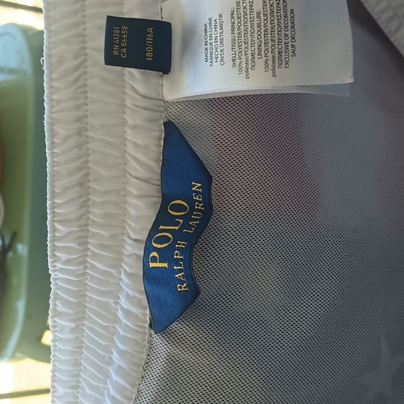 Swimming truck polo - Picture 4 of 4